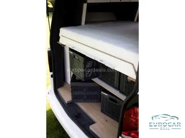 Volkswagen T6 California
