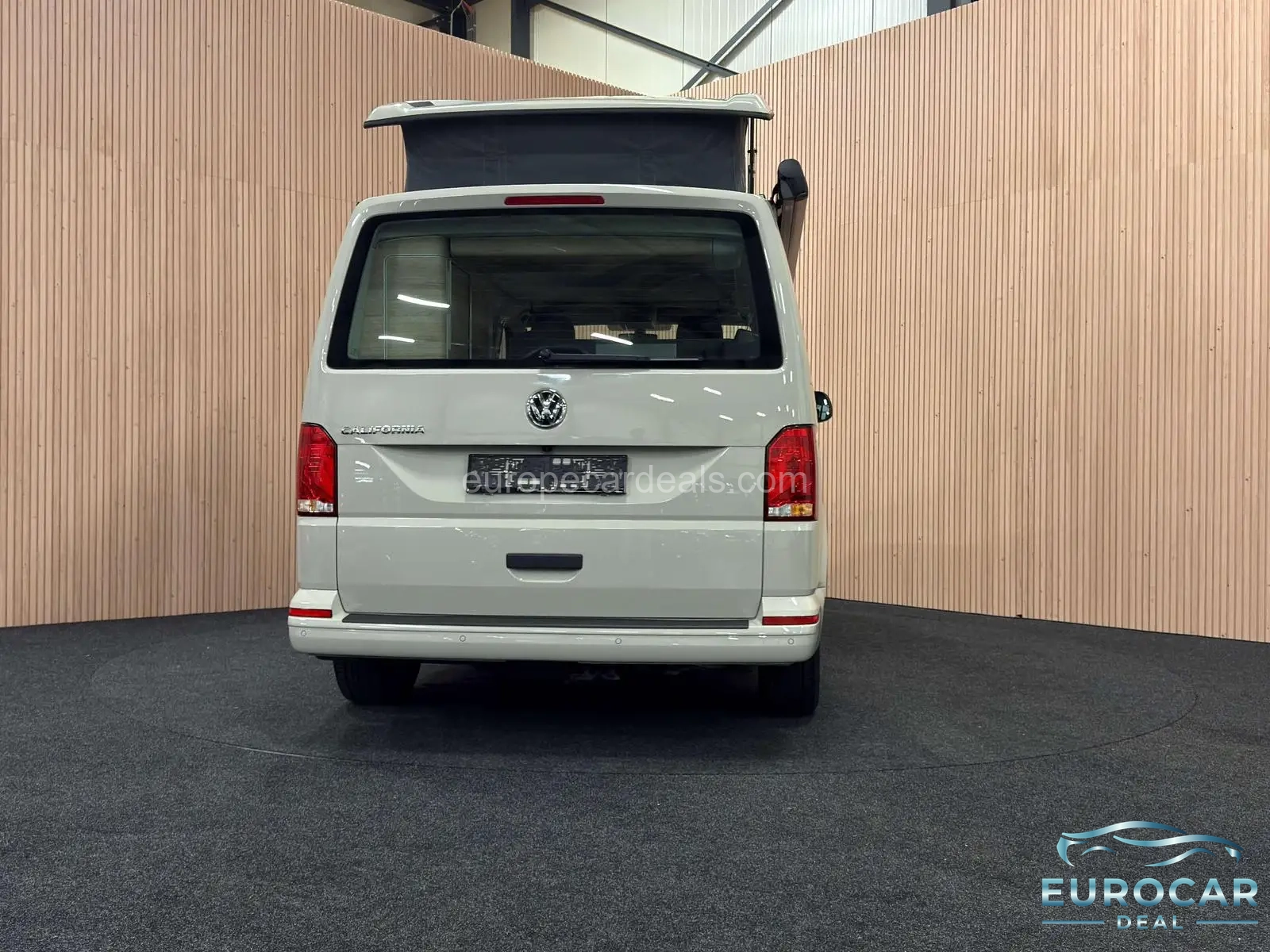 Volkswagen T6 California