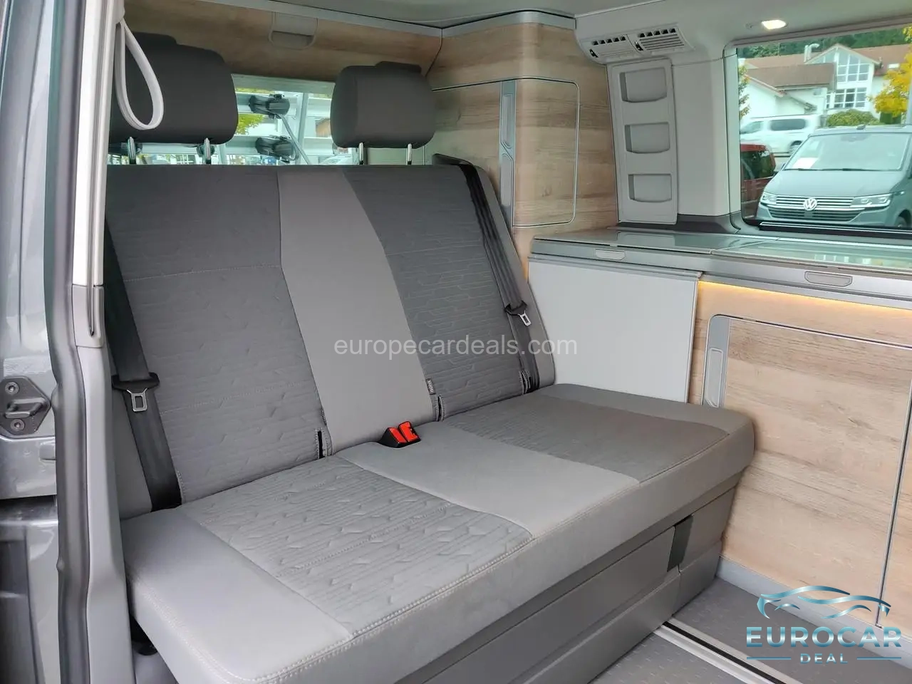 Volkswagen T6 California