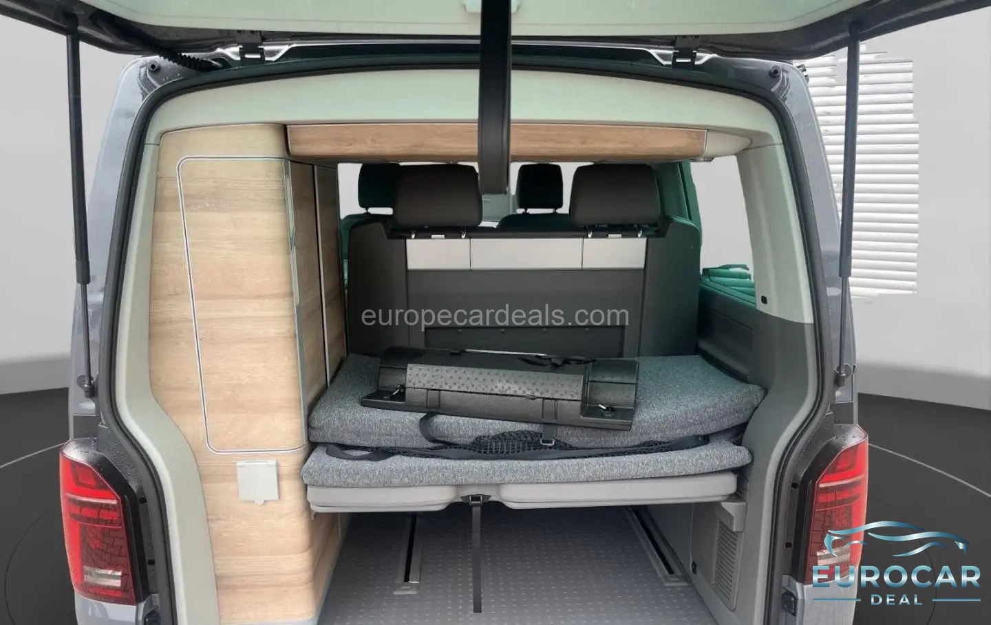 Volkswagen T6 California