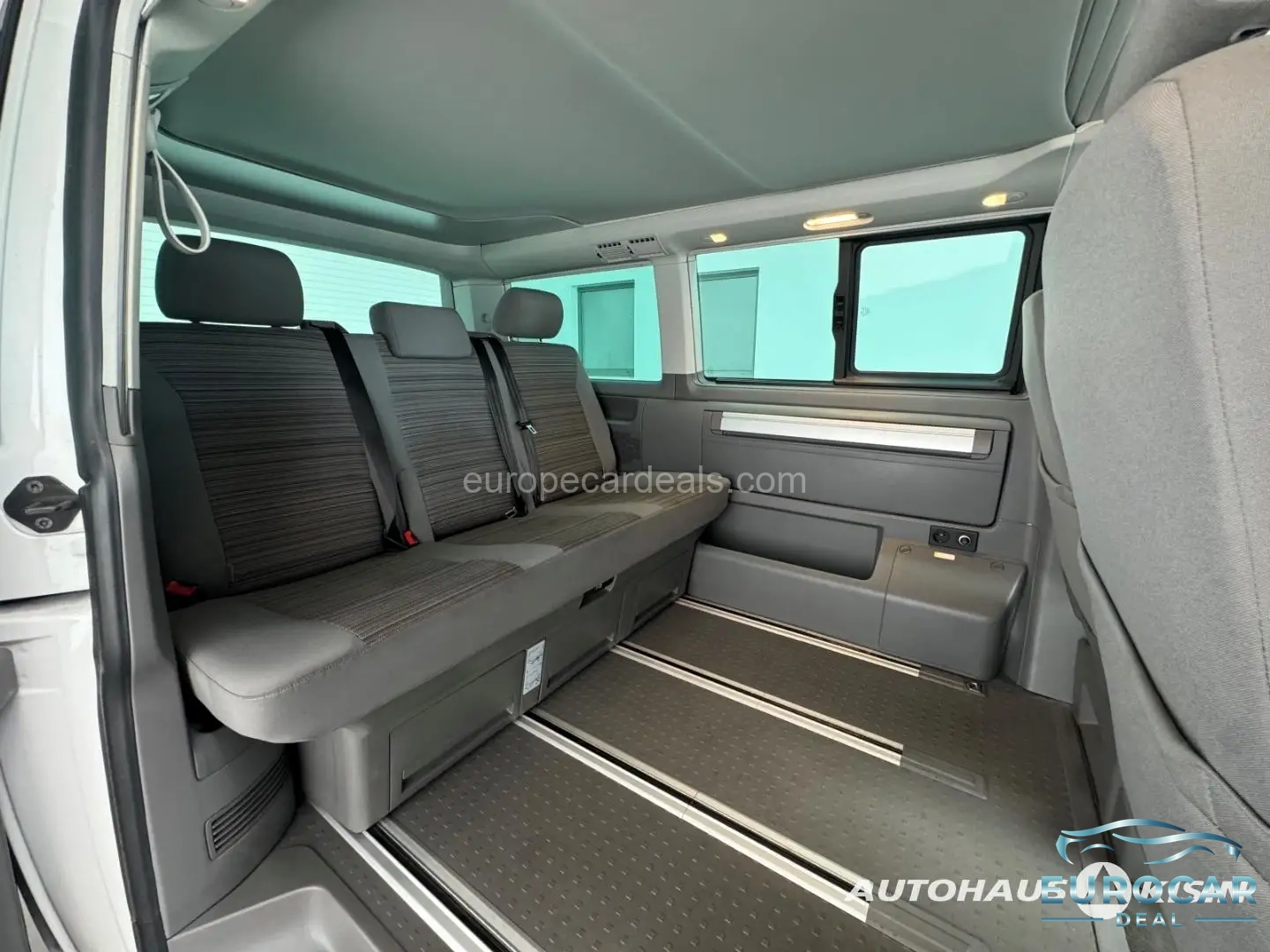 Volkswagen T6 California