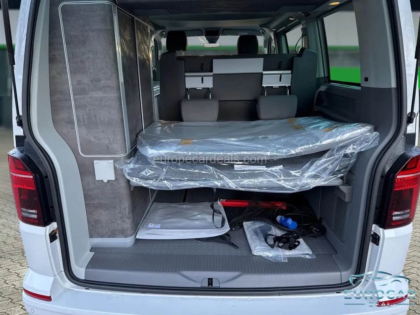 Volkswagen T6 California