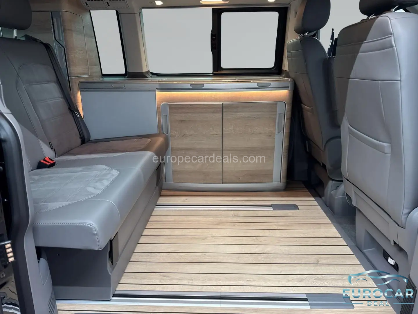 Volkswagen T6 California