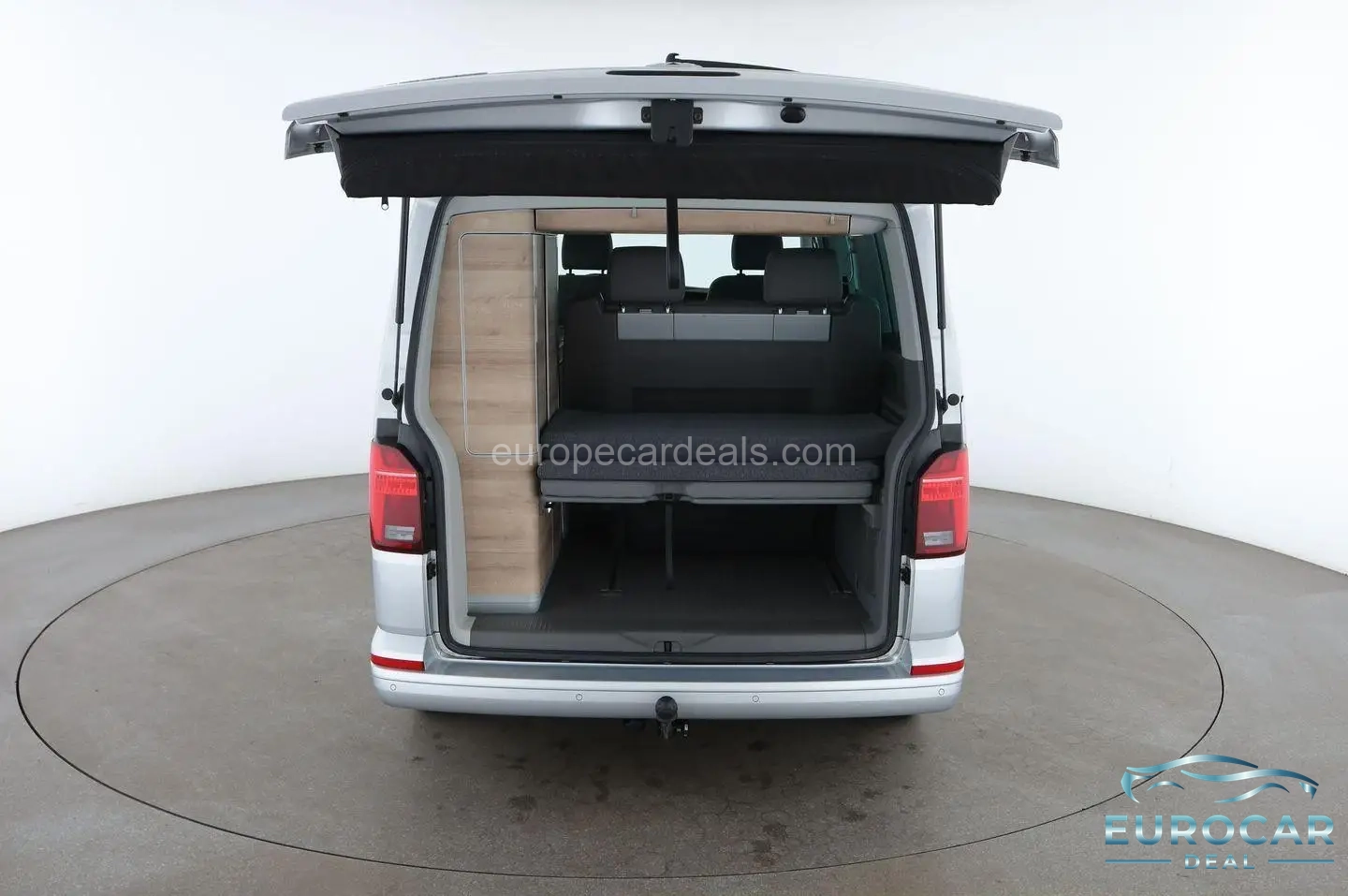 Volkswagen T6 California