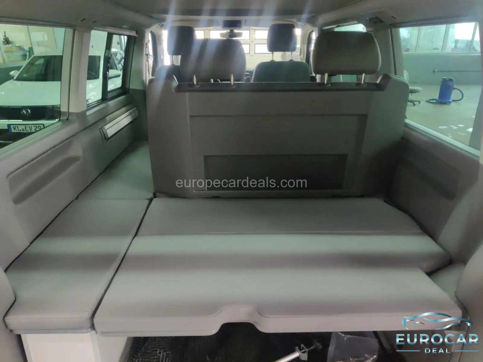 Volkswagen T6 California