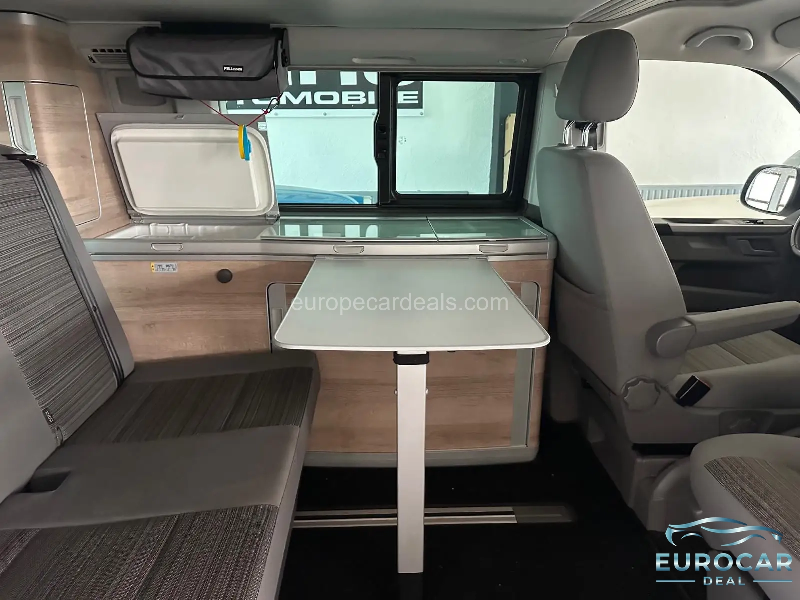 Volkswagen T6 California