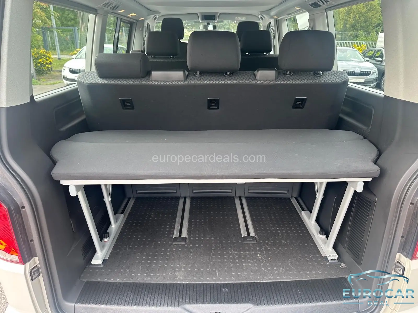 Volkswagen T6 California