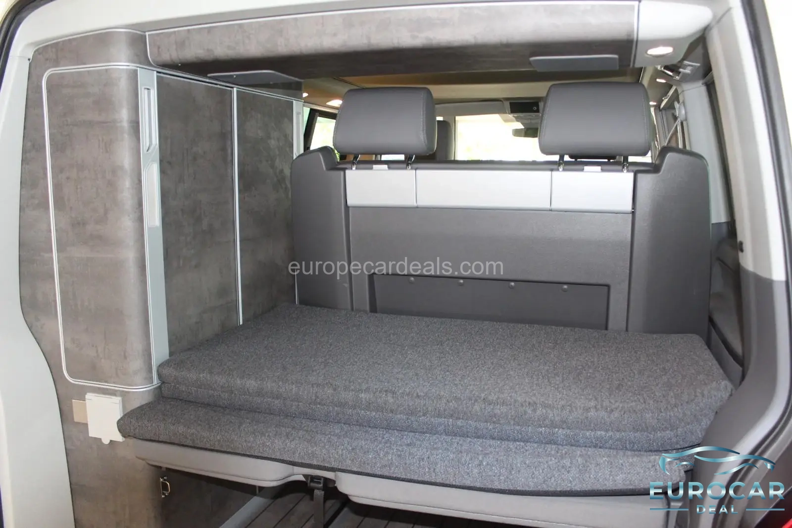 Volkswagen T6 California