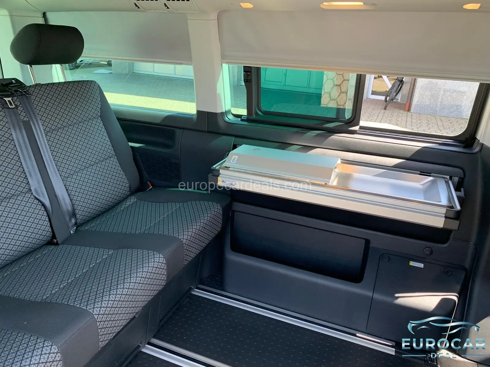 Volkswagen T6 California
