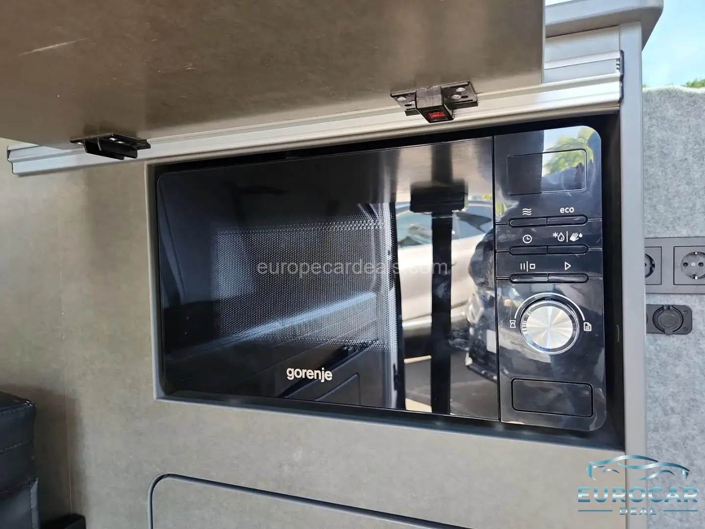 Volkswagen T6 California