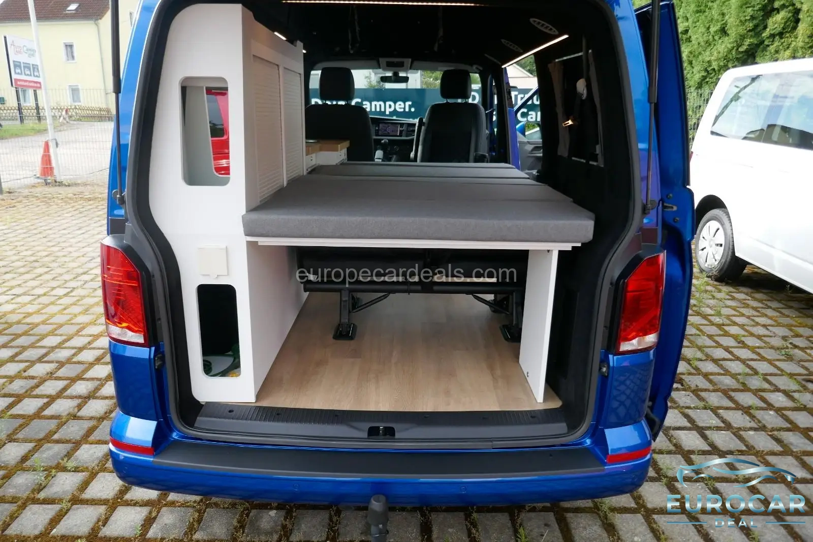 Volkswagen T6 California