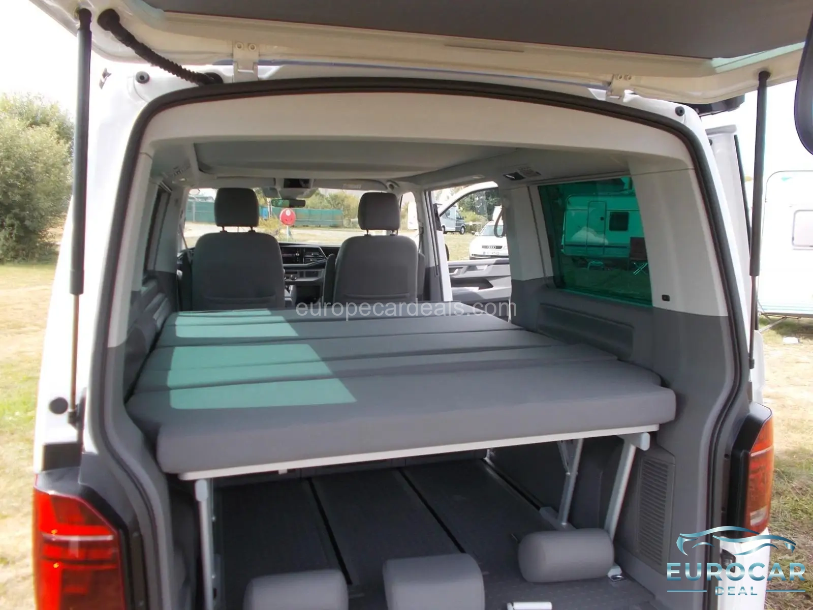 Volkswagen T6 California