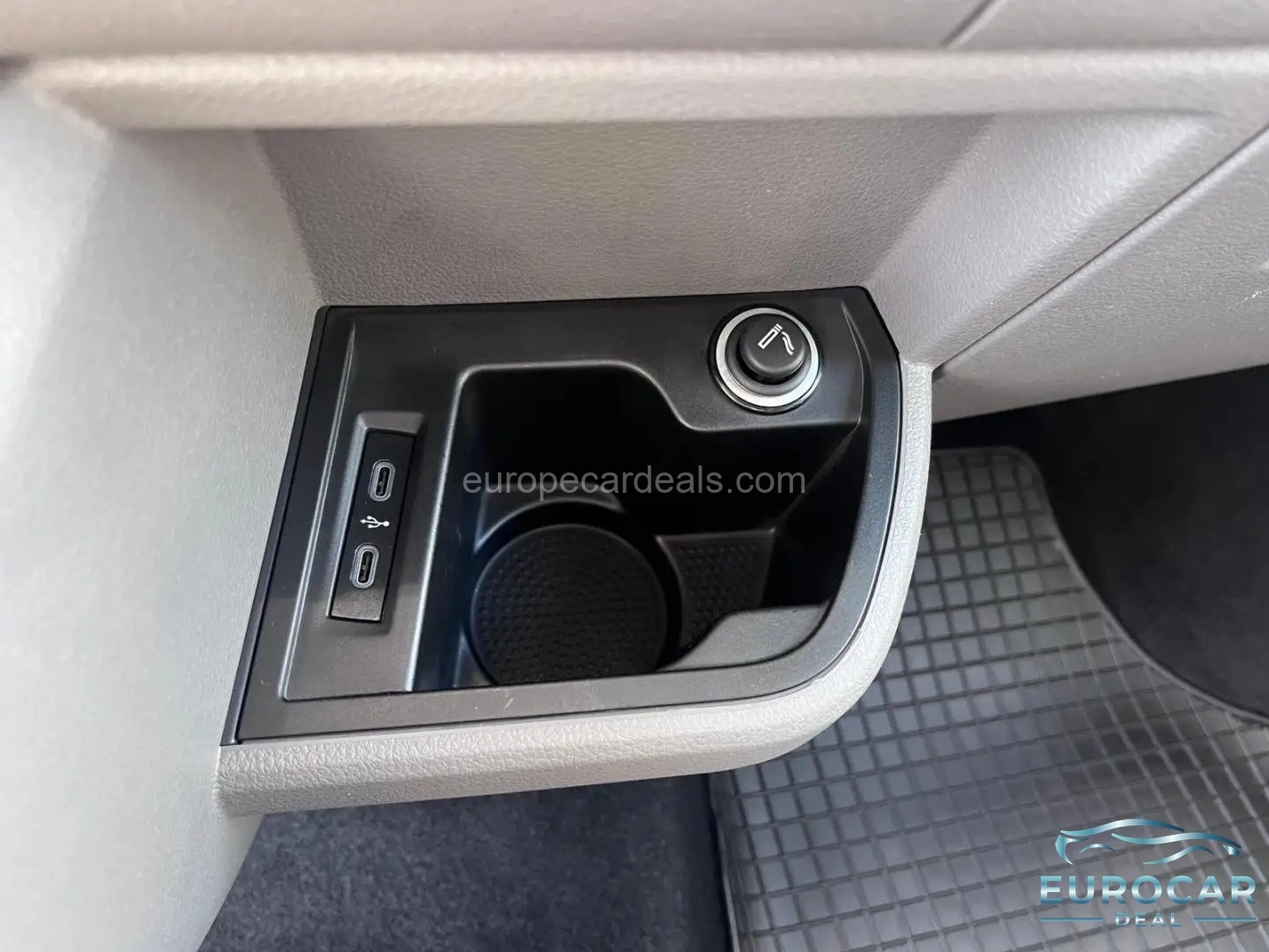 Volkswagen T6 Caravelle