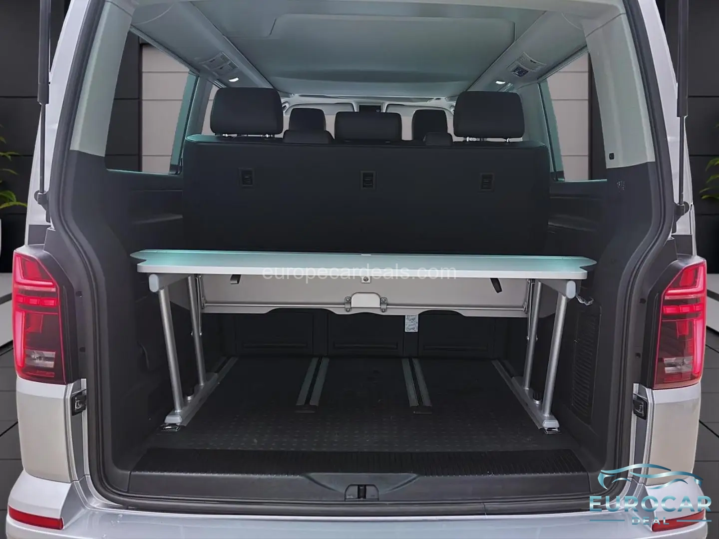 Volkswagen T6 California