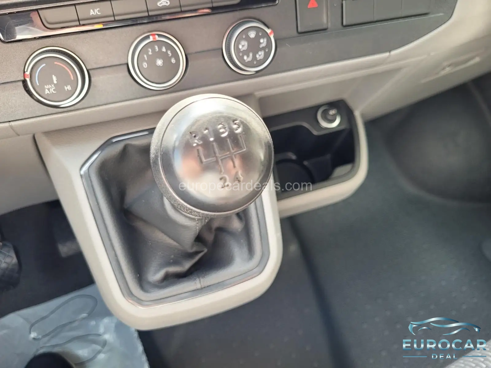 Volkswagen T6 Transporter