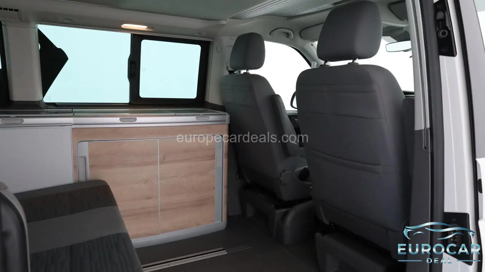 Volkswagen T6 California