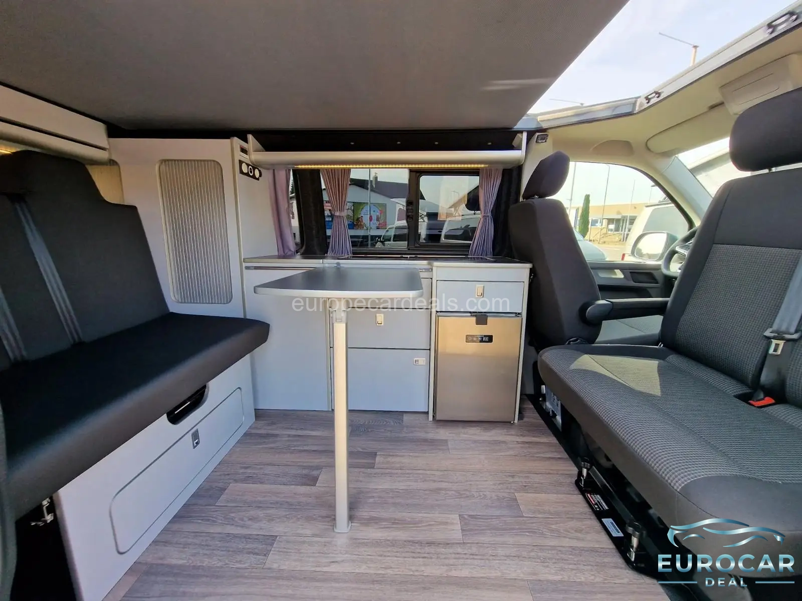 Volkswagen T6 California