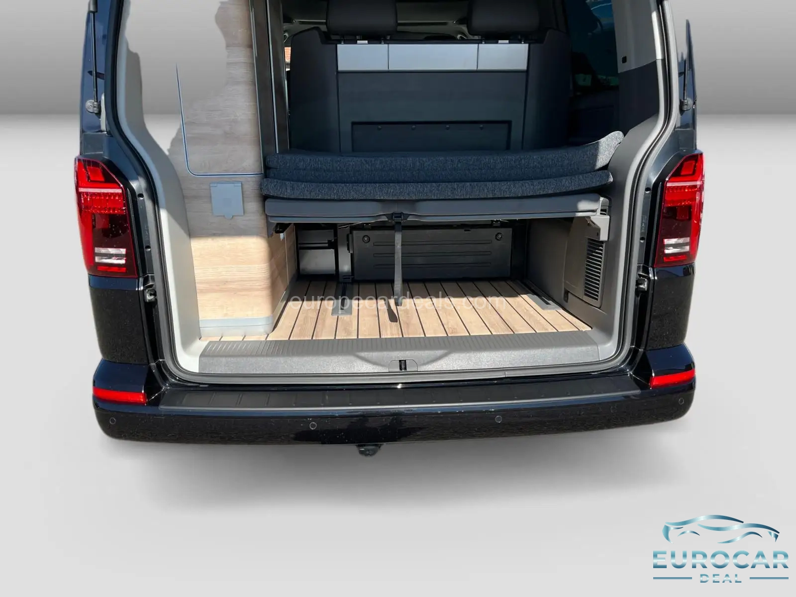 Volkswagen T6 California