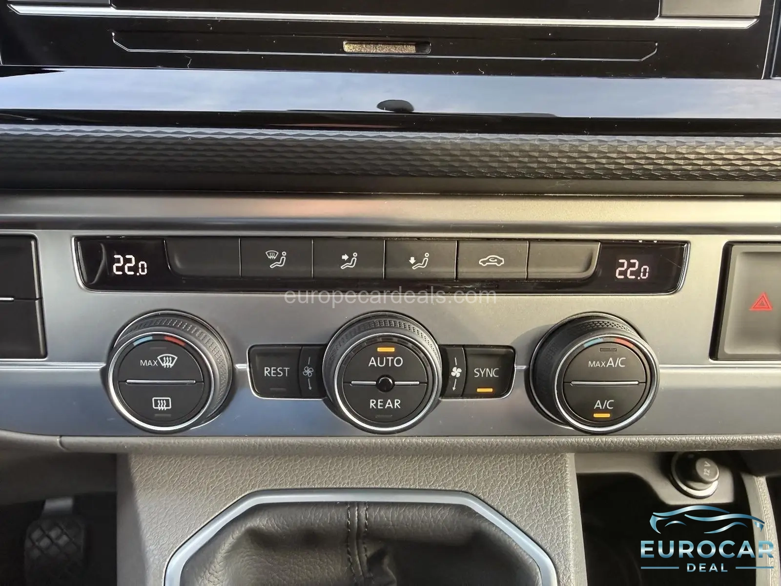 Volkswagen T6 California