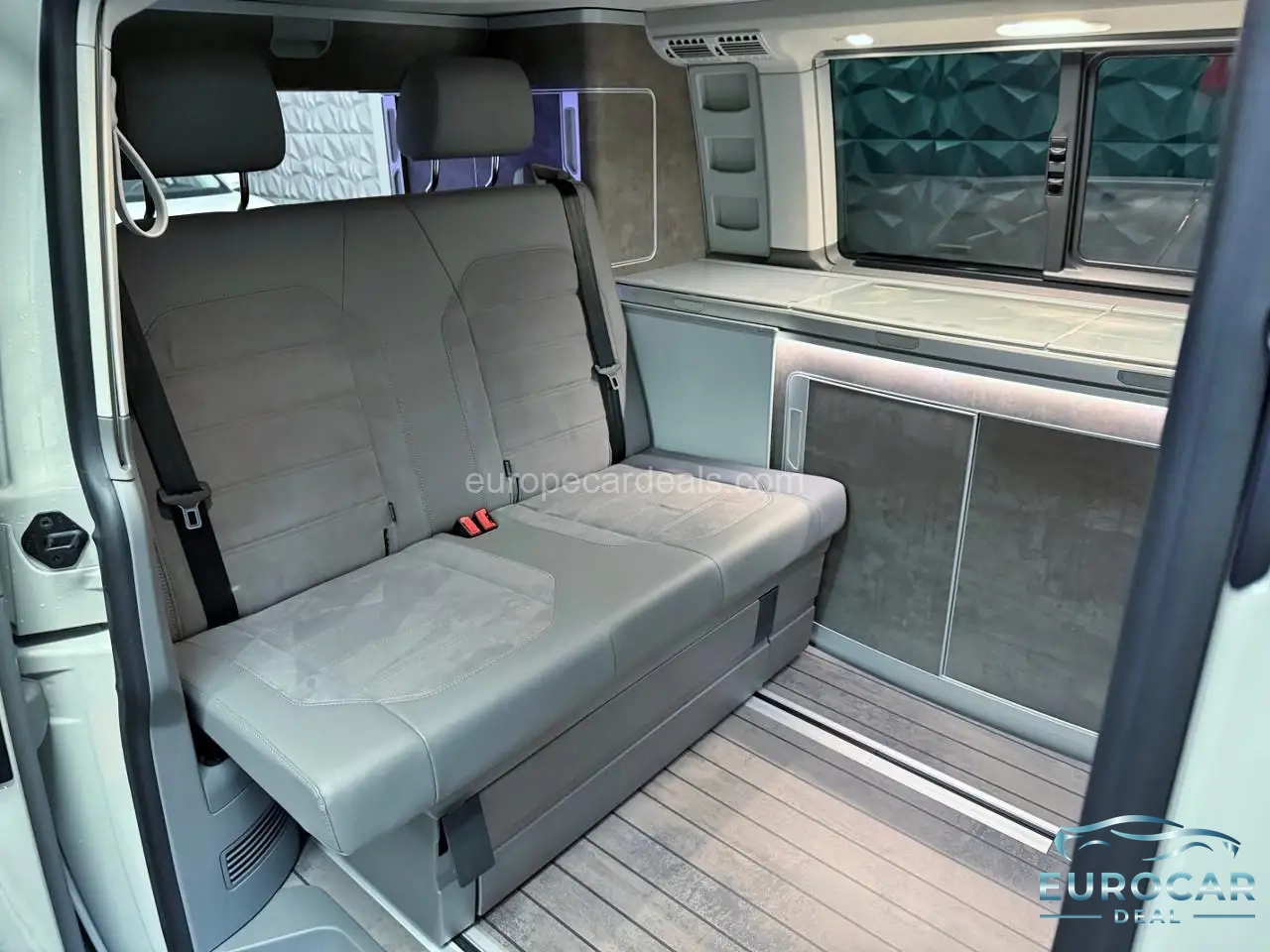 Volkswagen T6 California