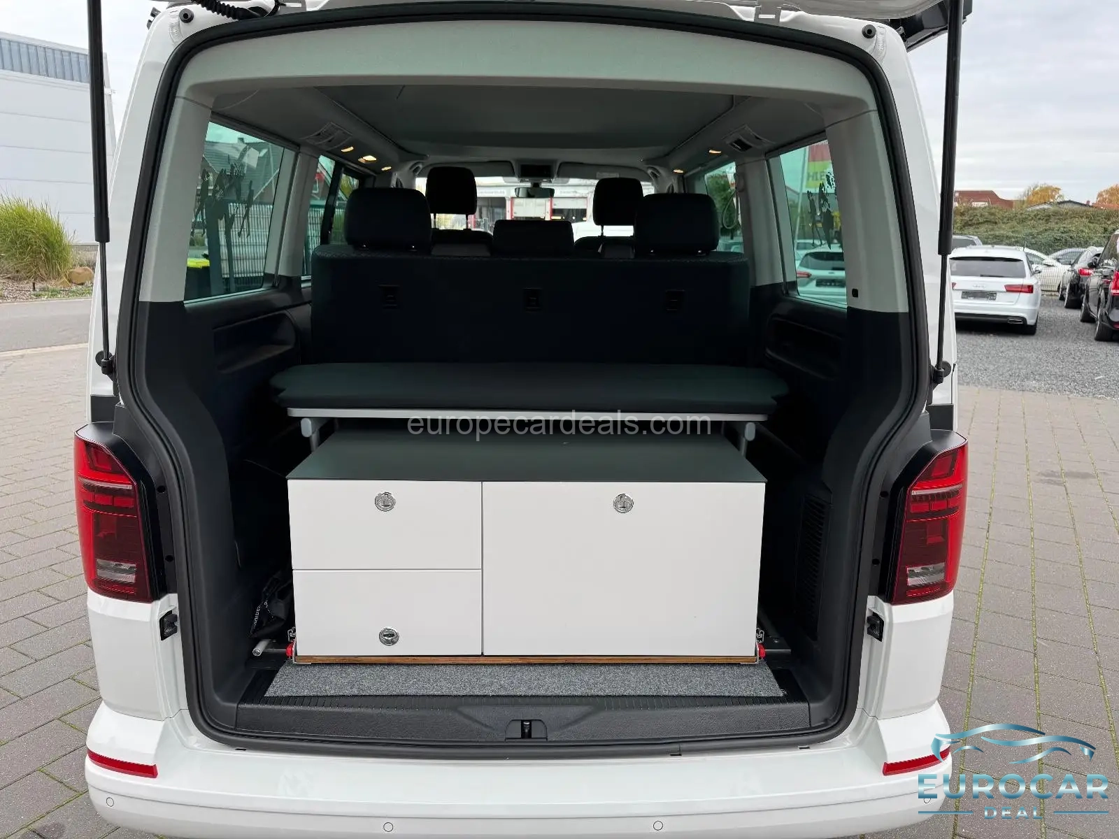 Volkswagen T6 California