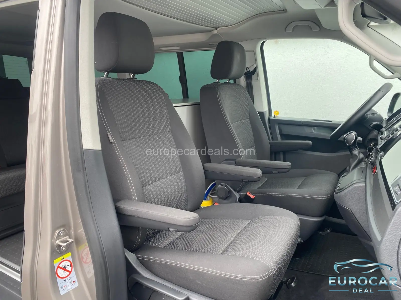 Volkswagen T6 California