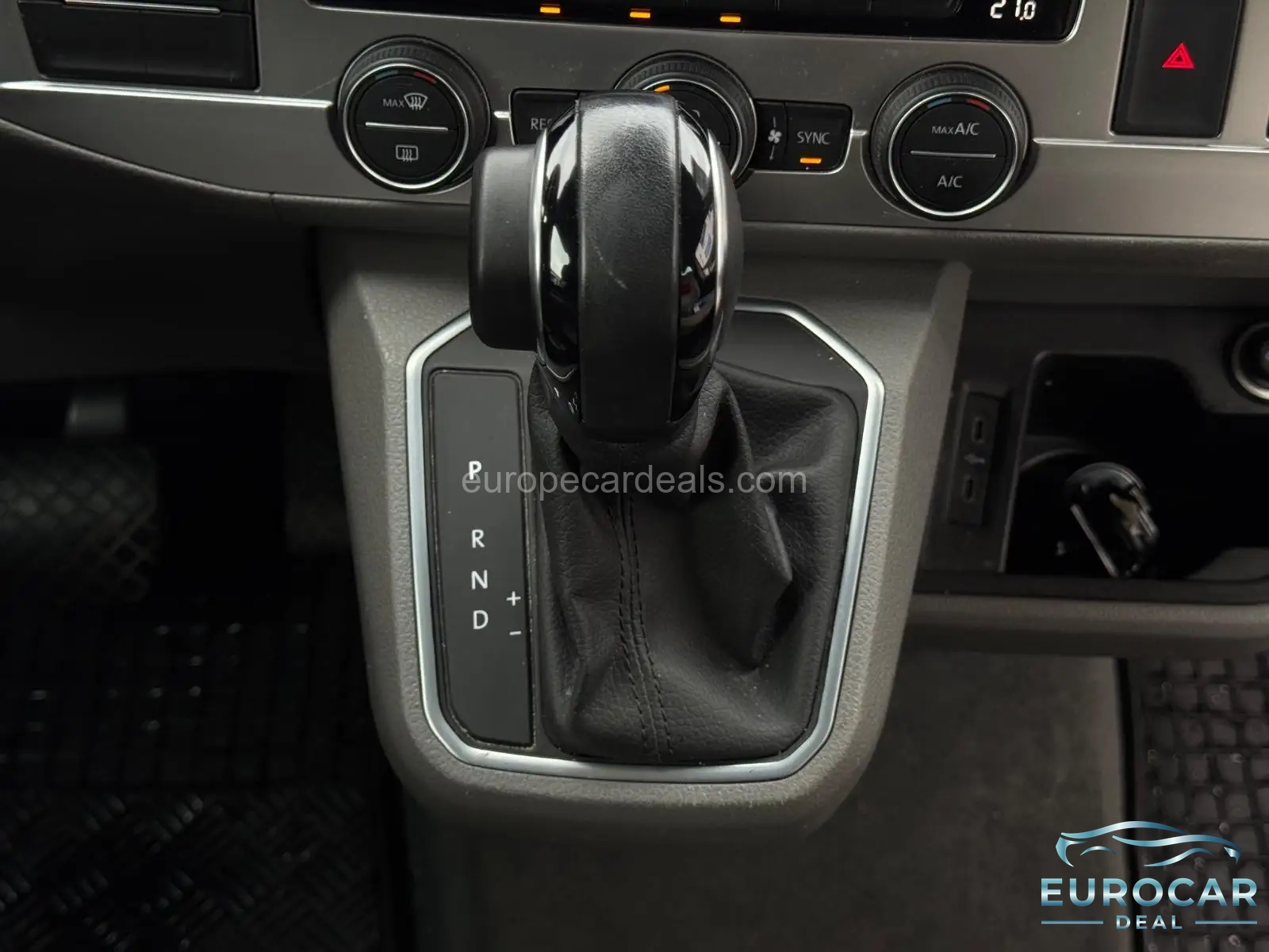 Volkswagen T6 California