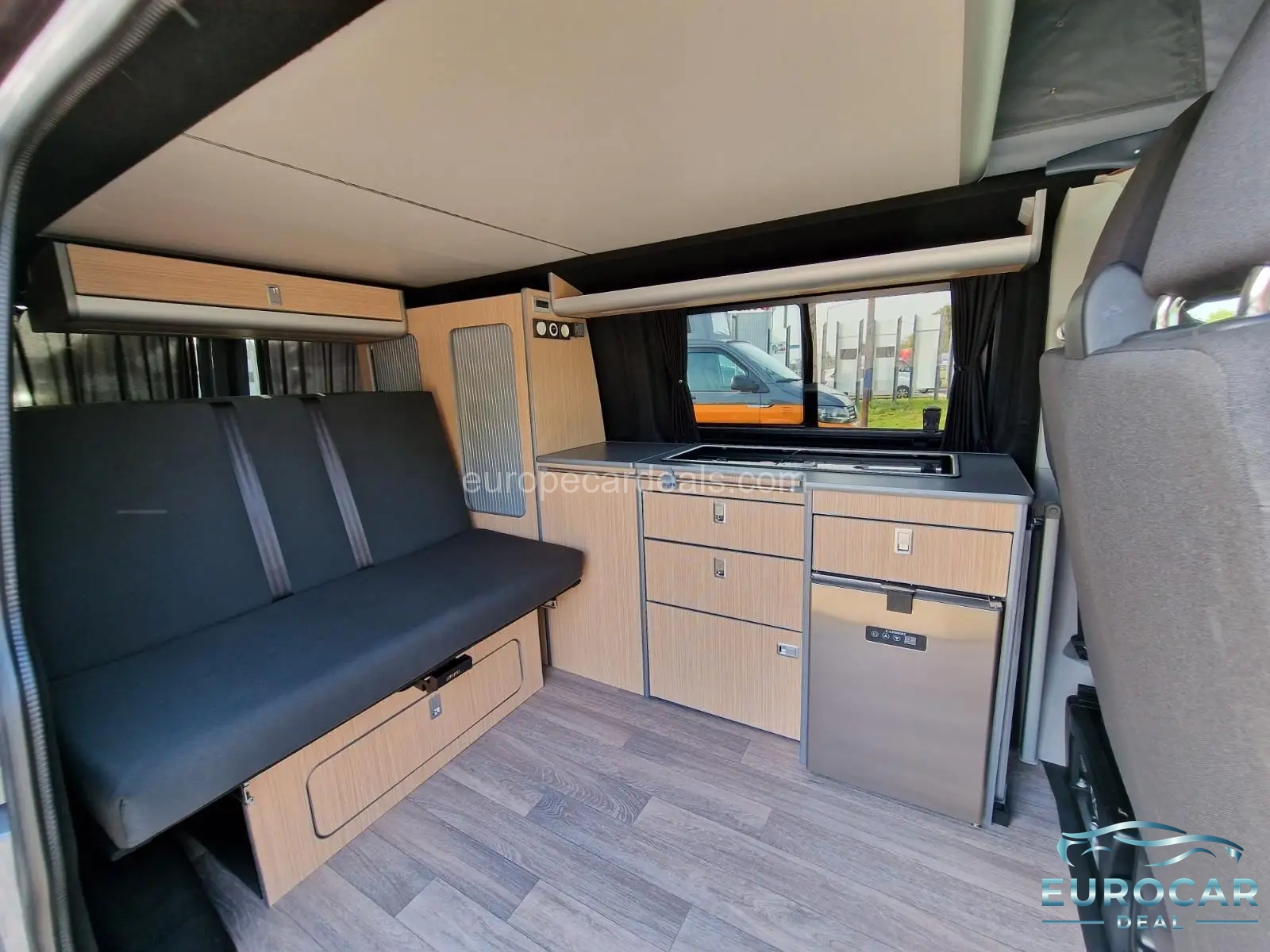 Volkswagen T6 California
