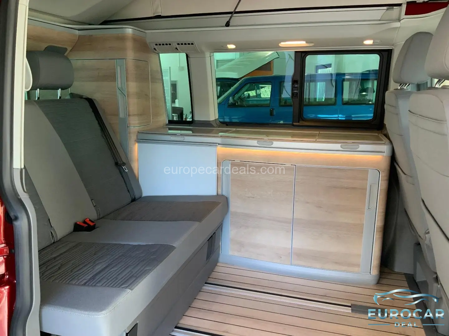 Volkswagen T6 California