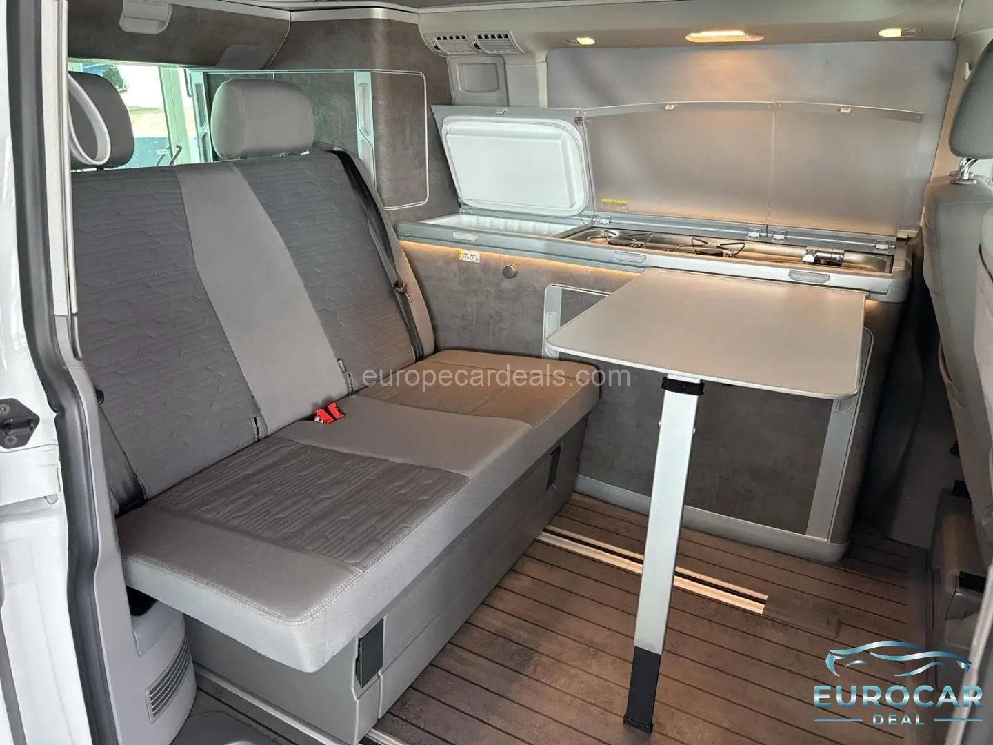 Volkswagen T6 California