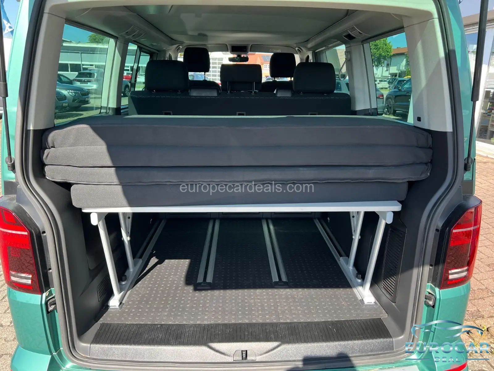 Volkswagen T6 California