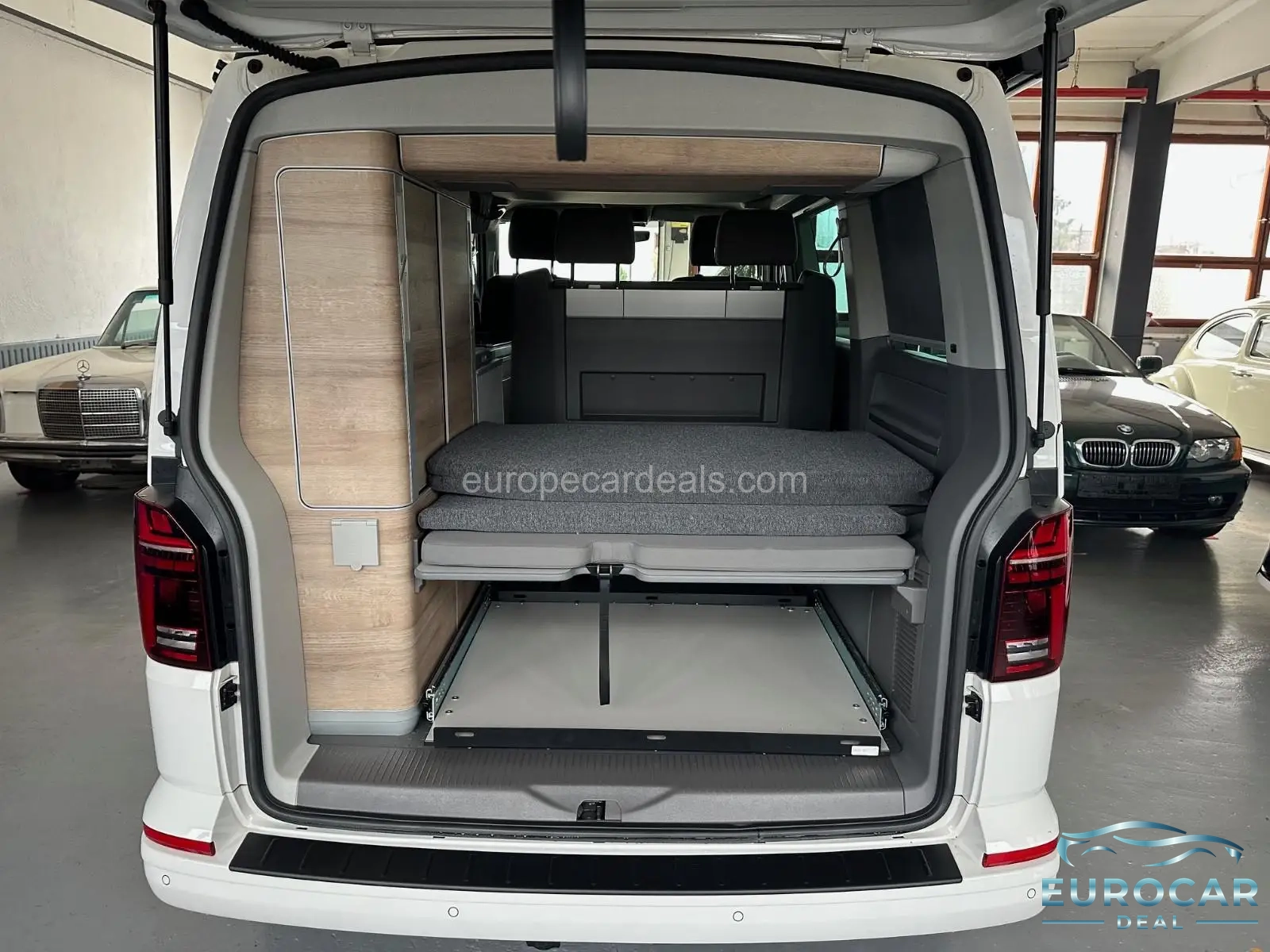 Volkswagen T6 California