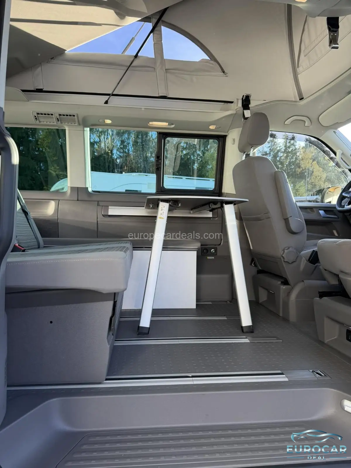 Volkswagen T6 California
