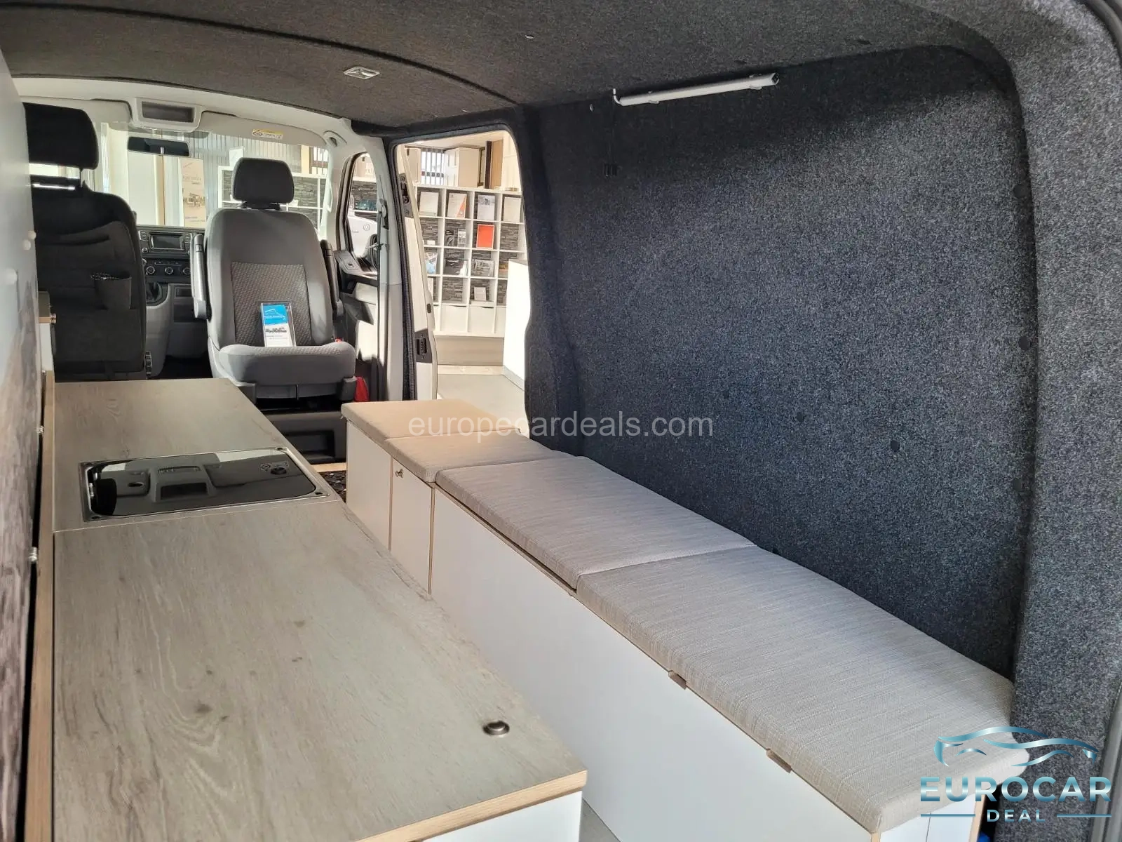 Volkswagen T6 California