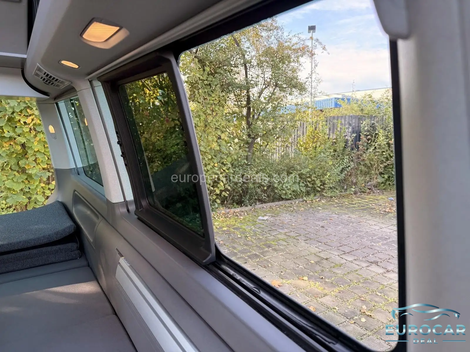 Volkswagen T6 California
