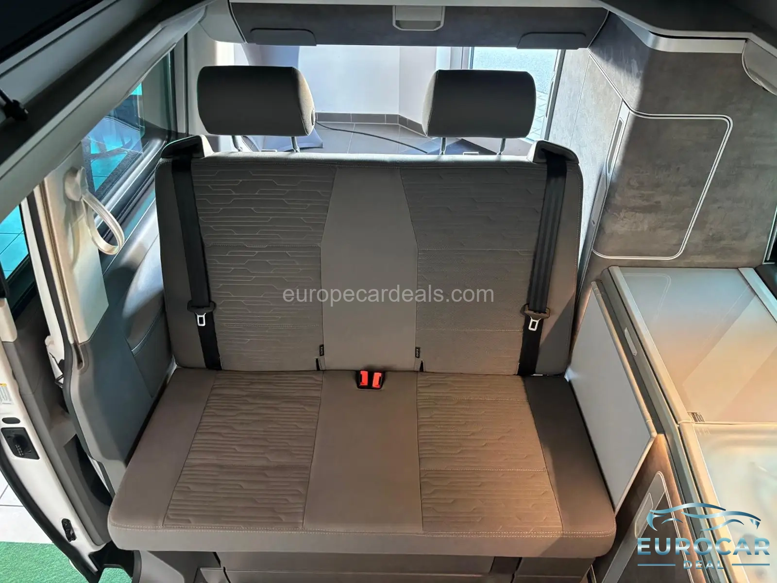 Volkswagen T6 California