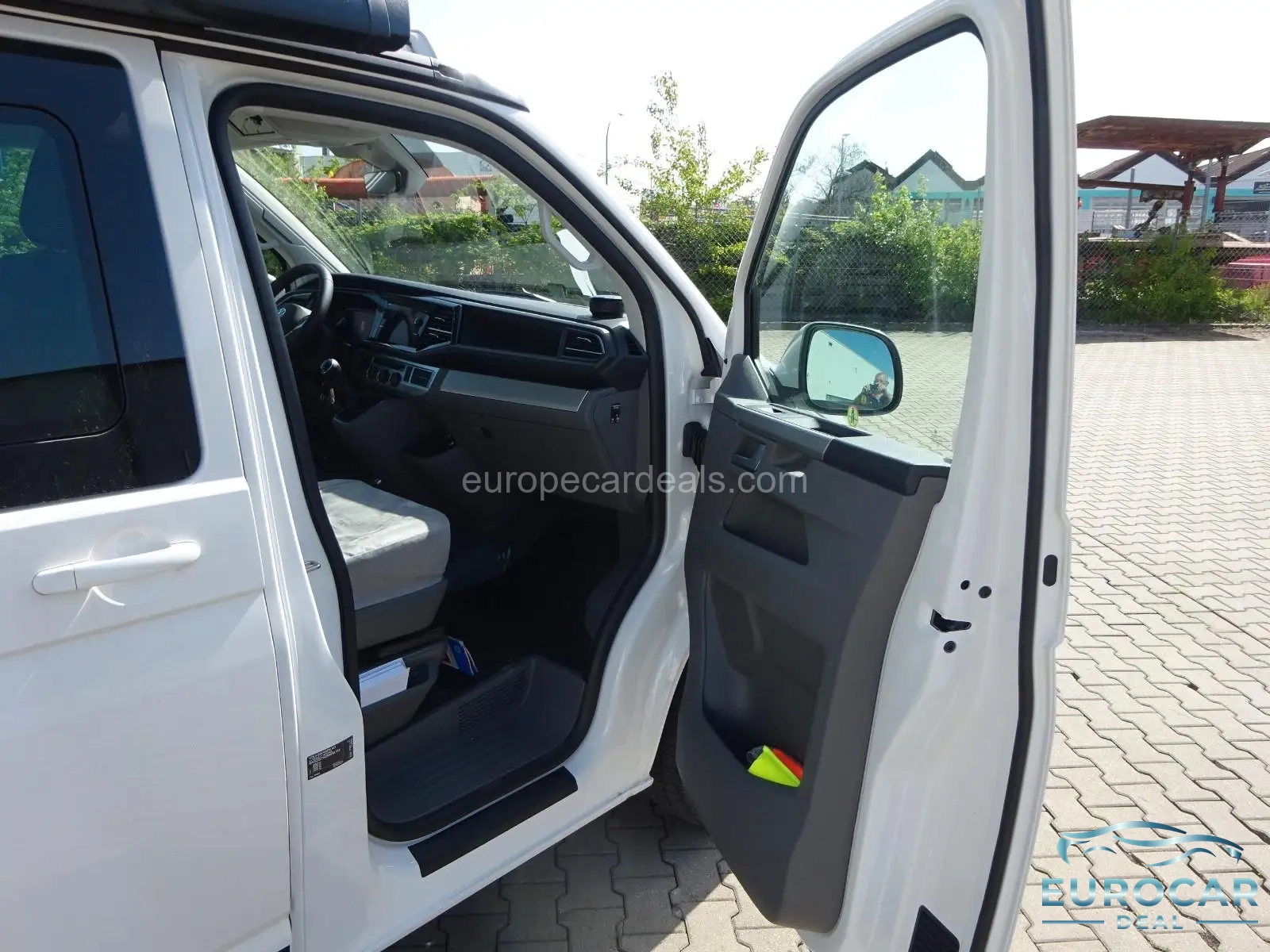 Volkswagen T6 California