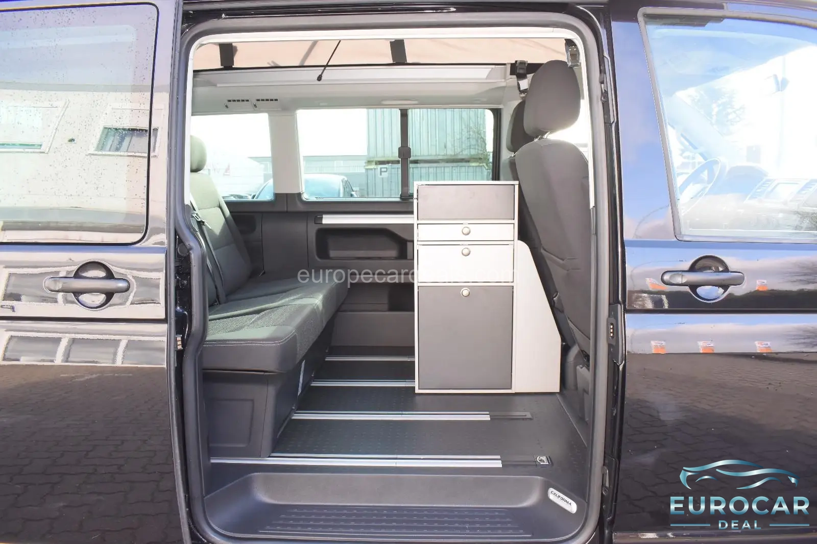 Volkswagen T6 California