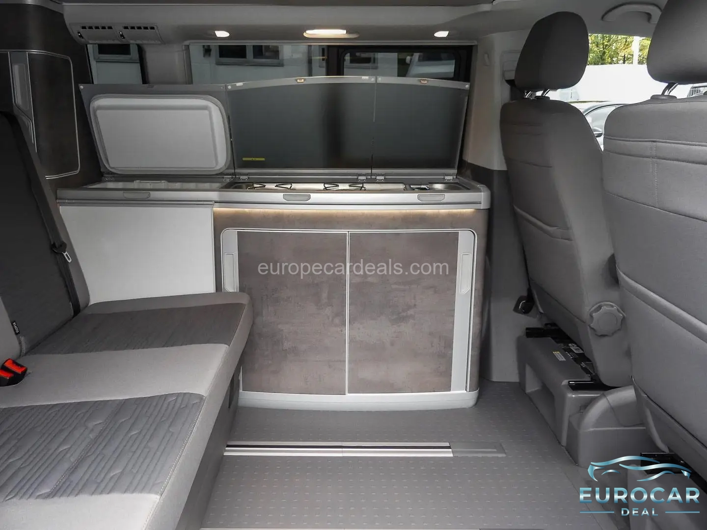 Volkswagen T6 California