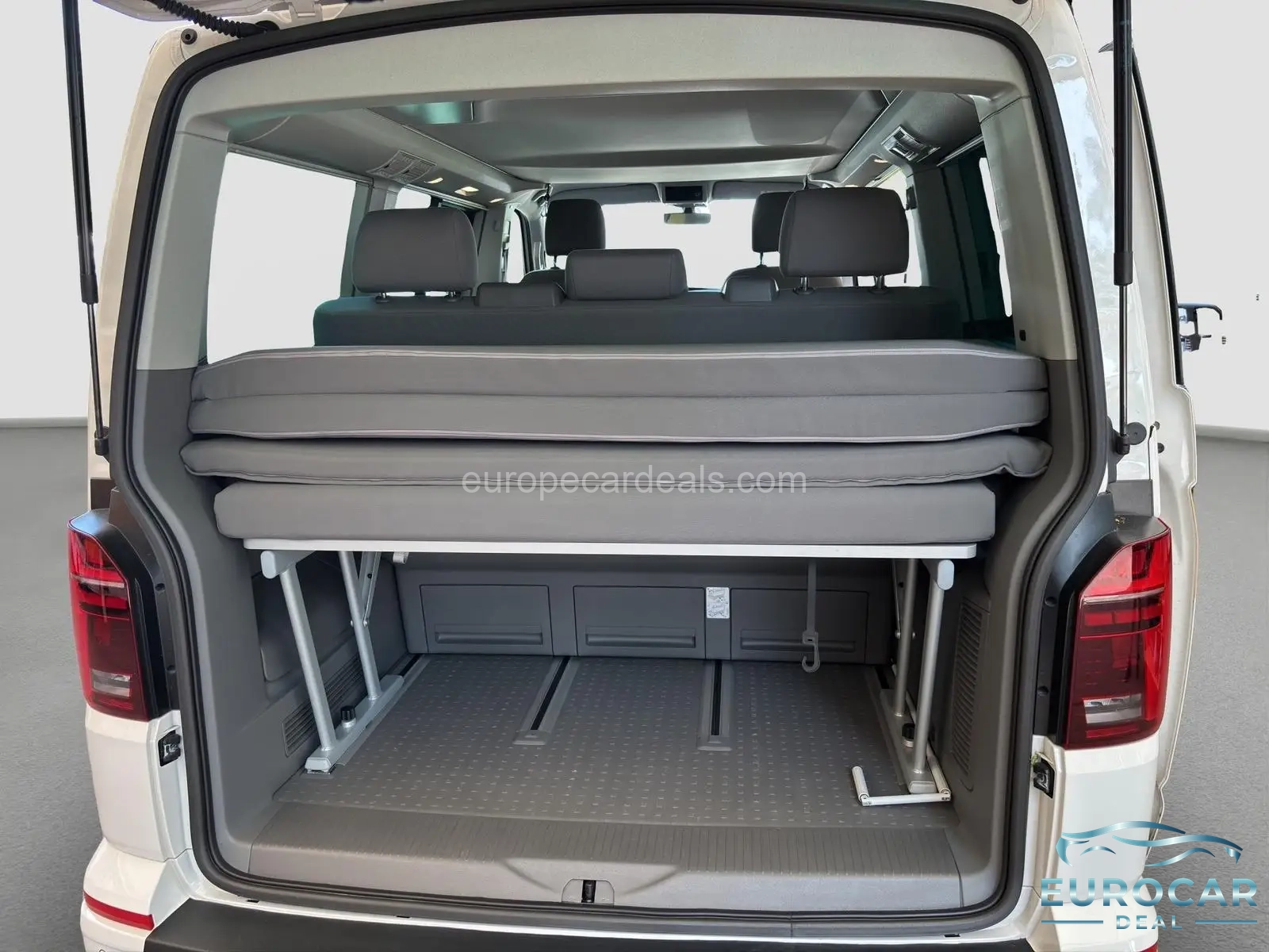 Volkswagen T6 California