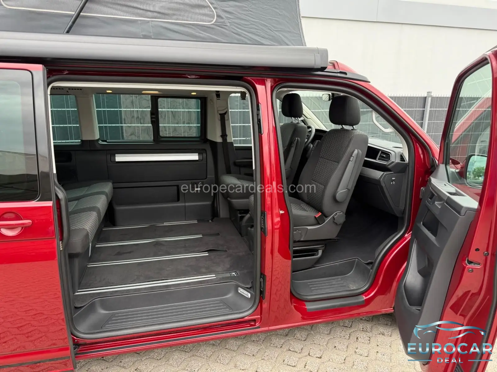 Volkswagen T6 California