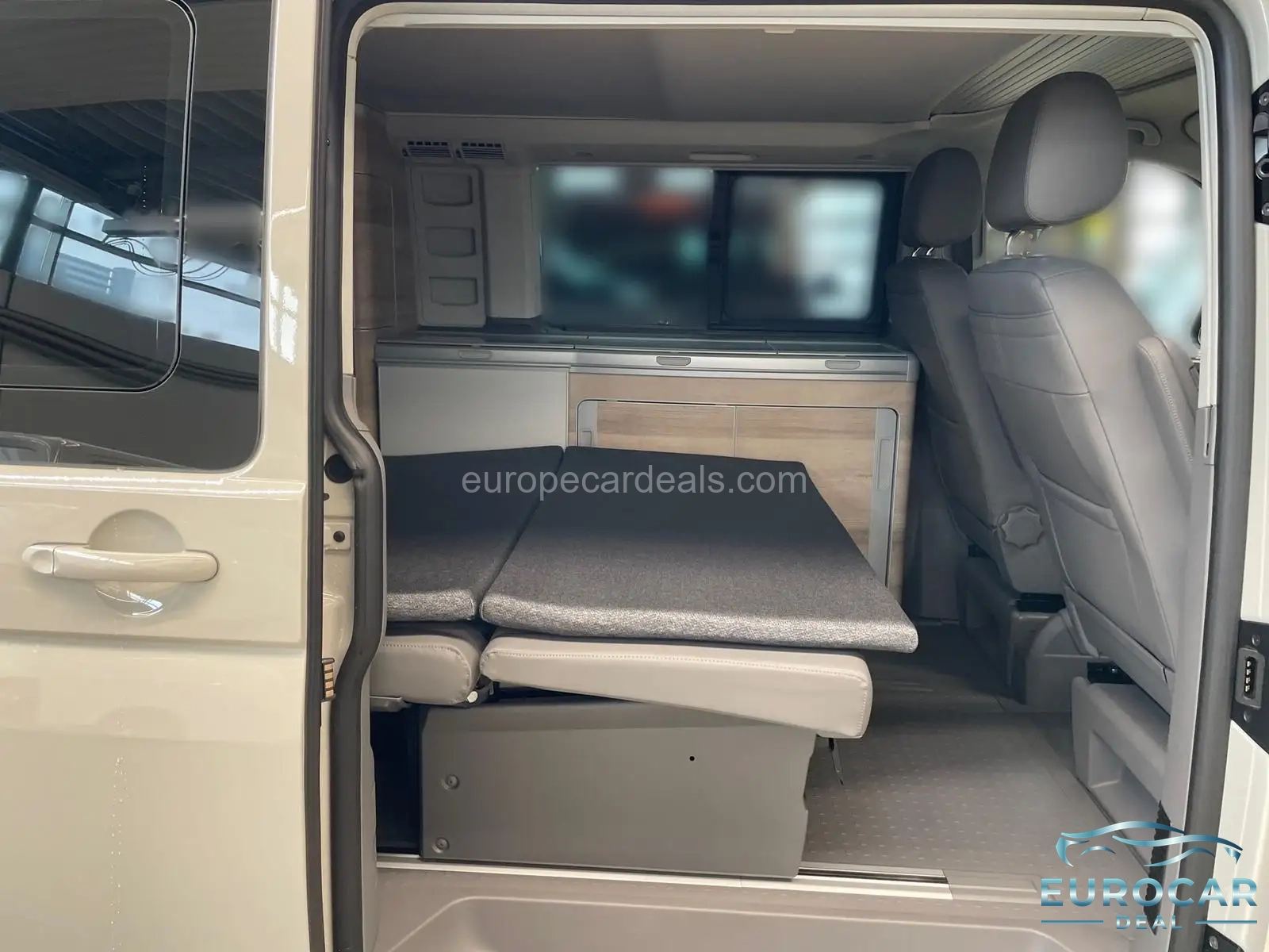 Volkswagen T6 California