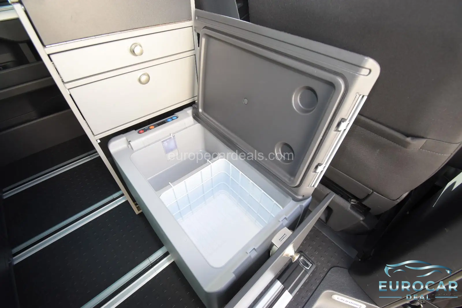 Volkswagen T6 California