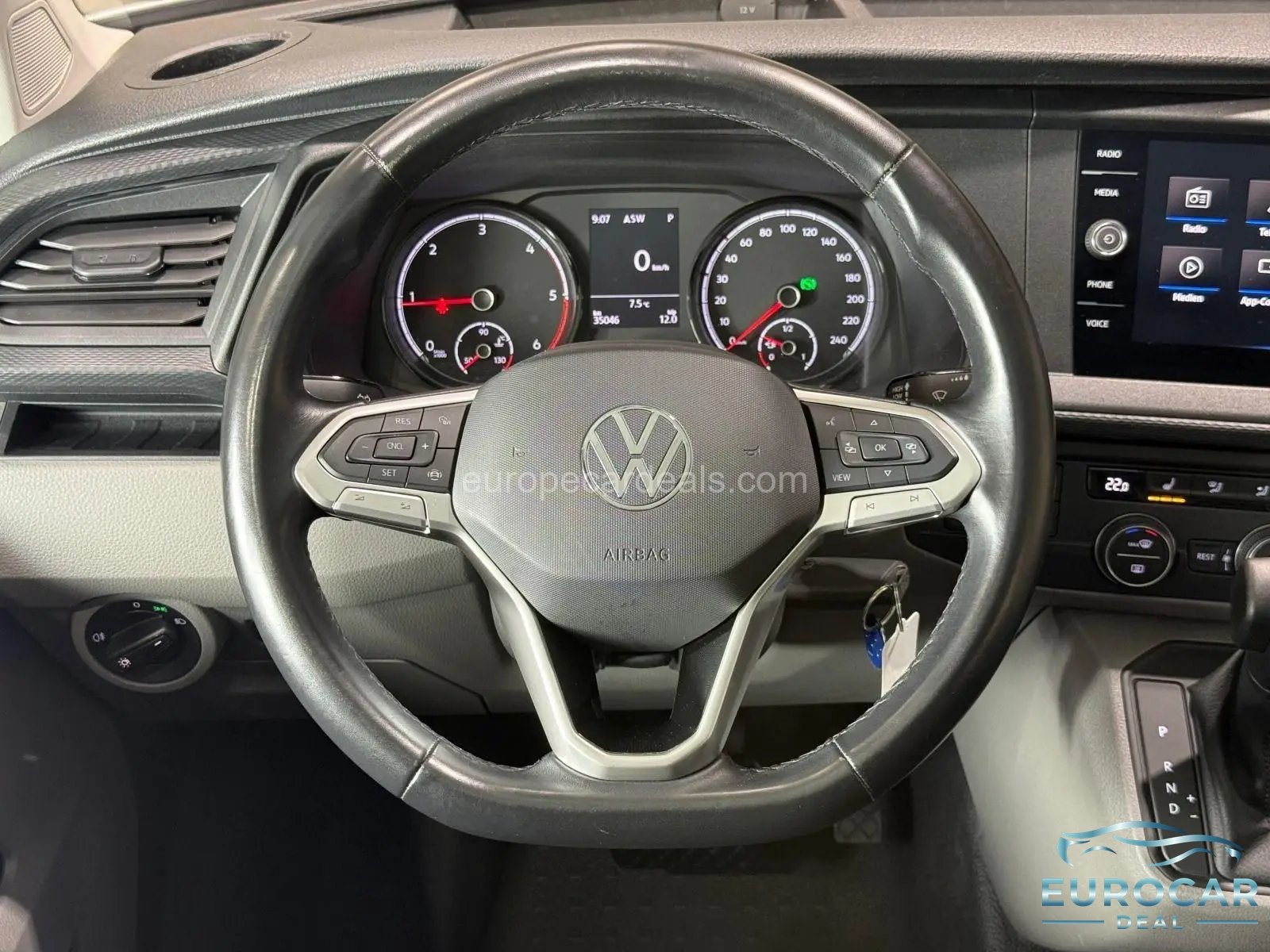Volkswagen T6 Caravelle