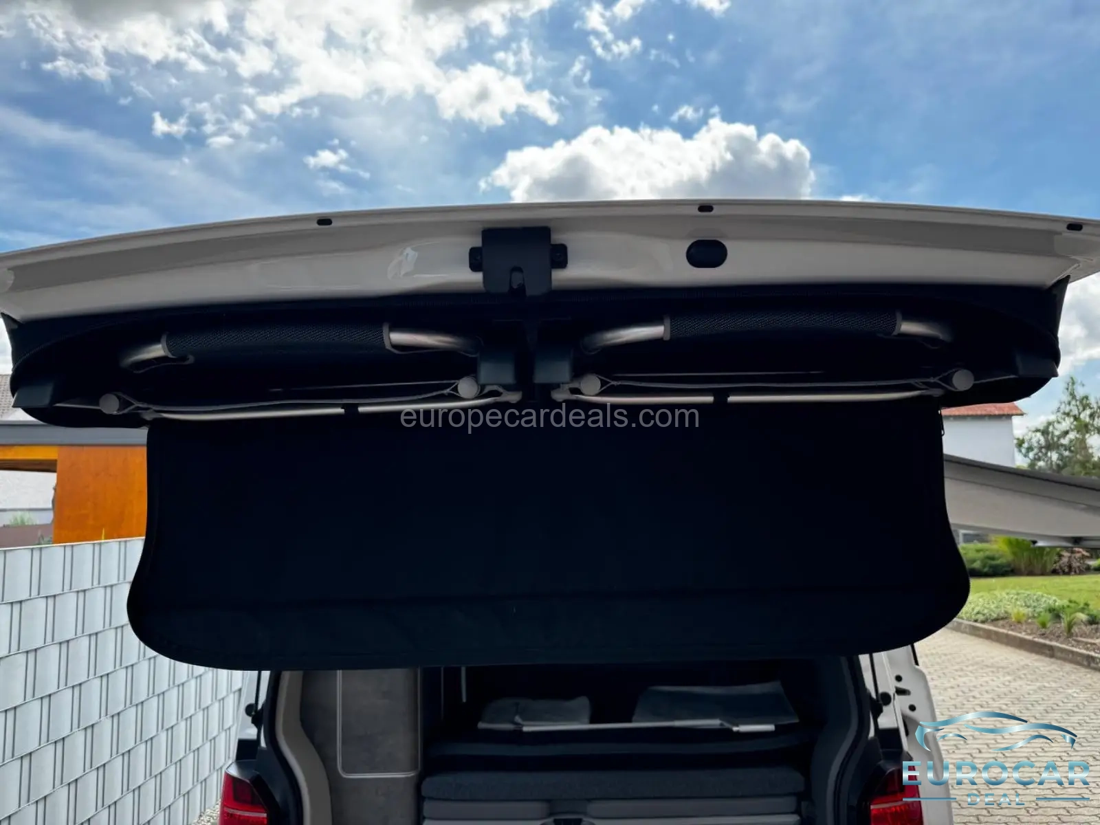 Volkswagen T6 California