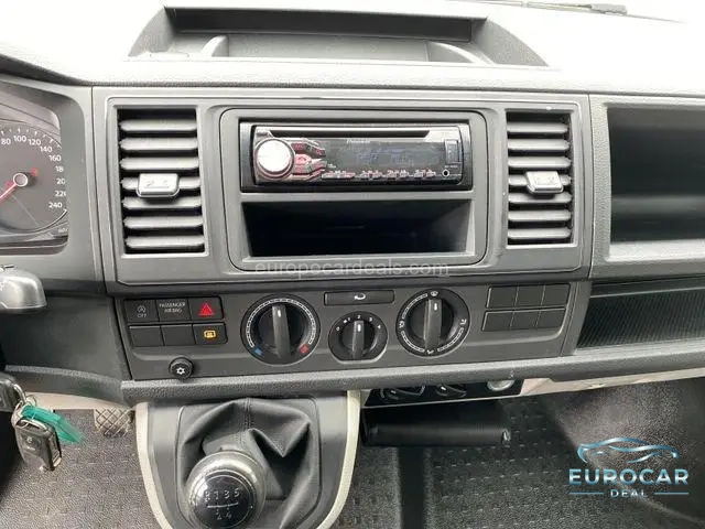 Volkswagen T6 Caravelle