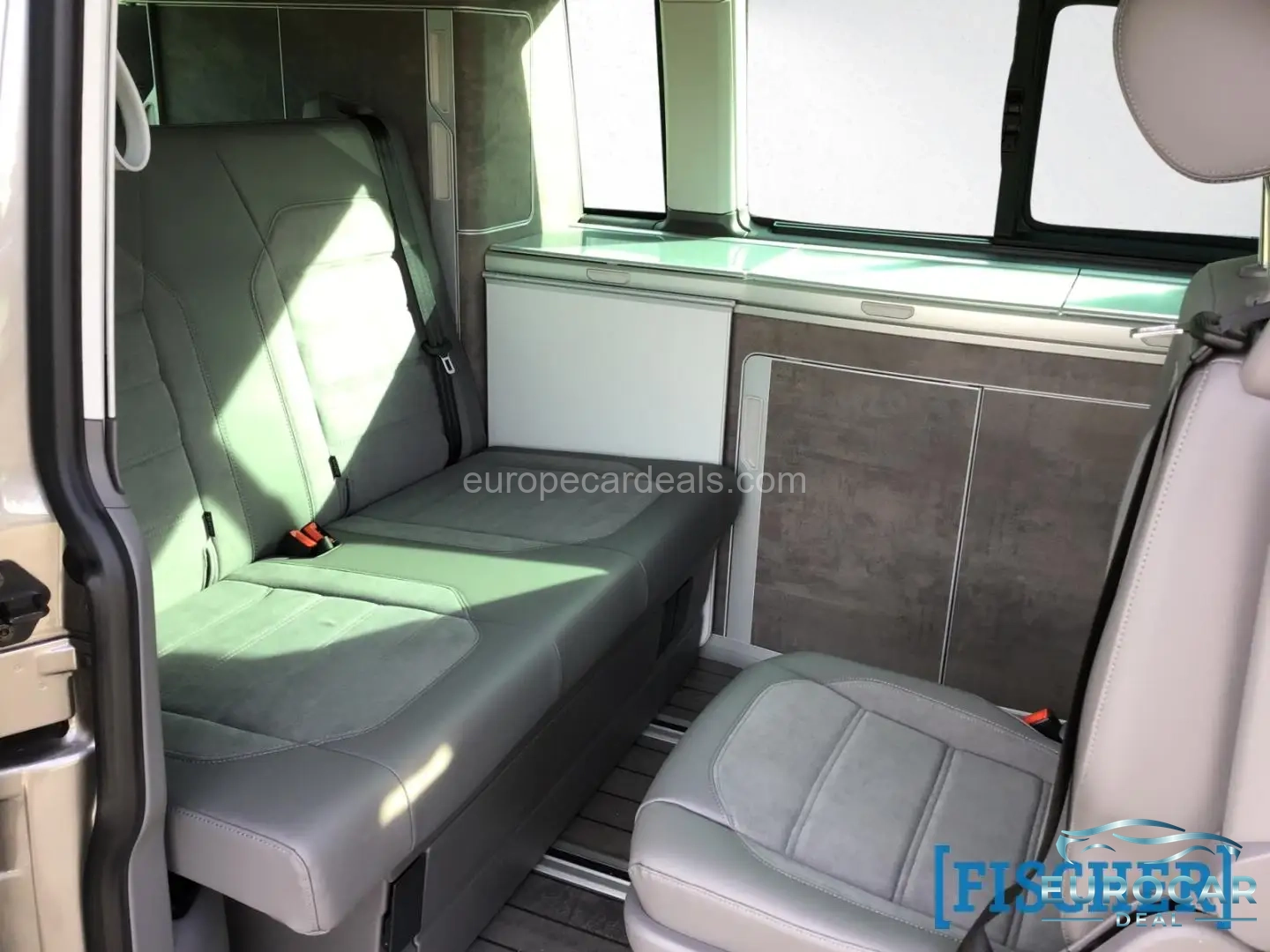 Volkswagen T6 California