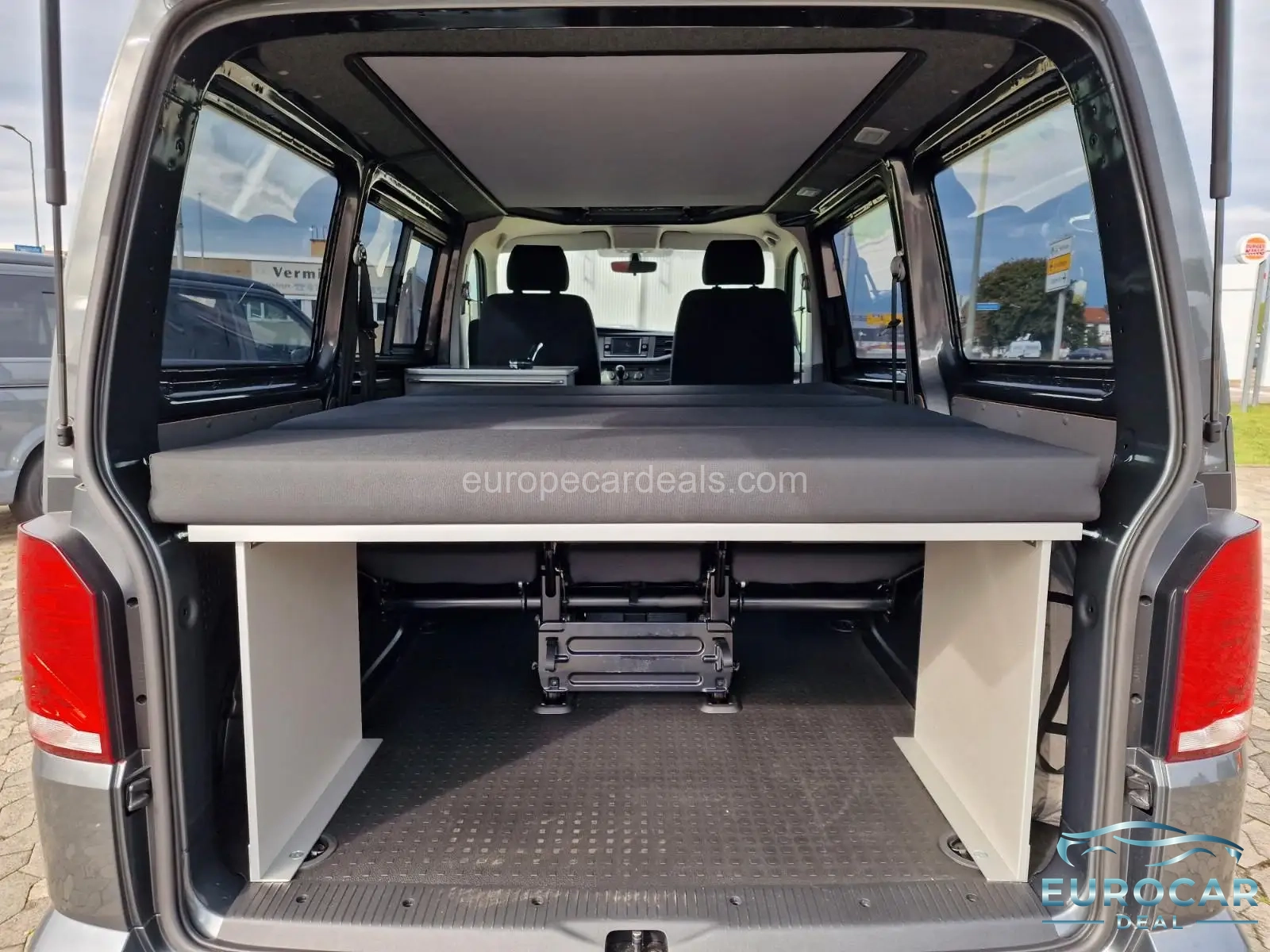 Volkswagen T6 California