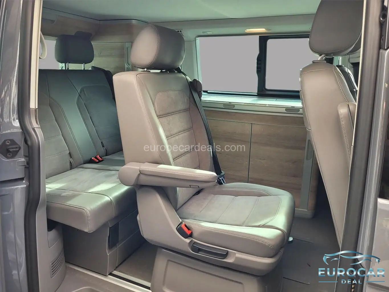 Volkswagen T6 California