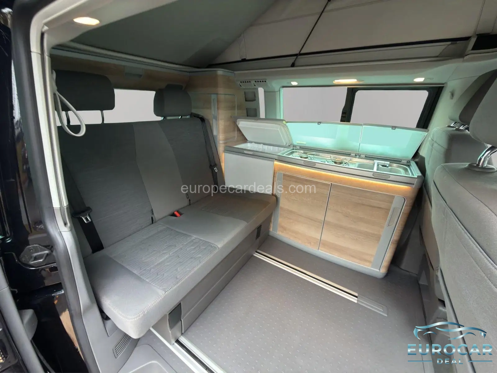 Volkswagen T6 California